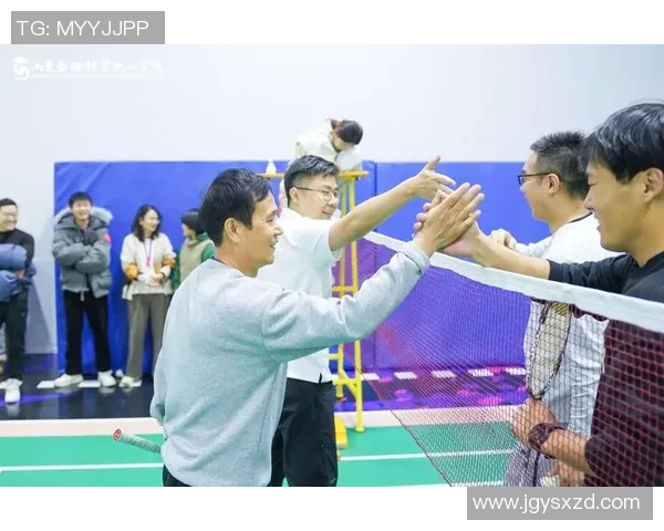 南京羽毛球队默契配合探秘：团队协作如何提升竞技水平与比赛表现