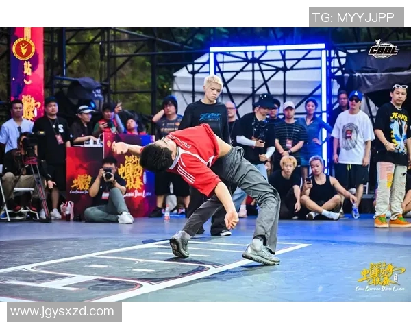 南京街舞队的个人能力分析与发展潜力探讨 南京街舞队的个人能力分析与发展潜力探讨