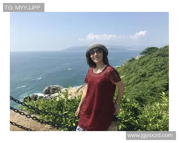 李静畅谈DOTA2职业生涯的起伏与挑战分享成长与梦想的旅程